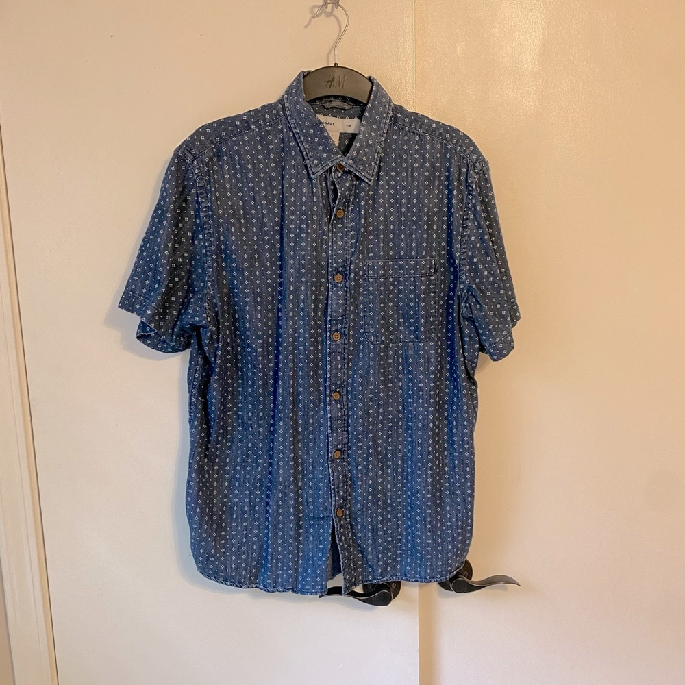 Men’s Old Navy Denim Short Sleeved Button Down